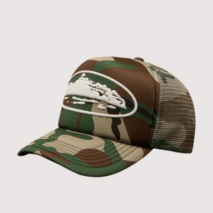Corteiz Island Puff Print Trucker Hat Woodland Camo