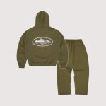 Corteiz Island Puff Print Tracksuit Olive
