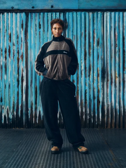 Corteiz Pista Velour Track Pant Black